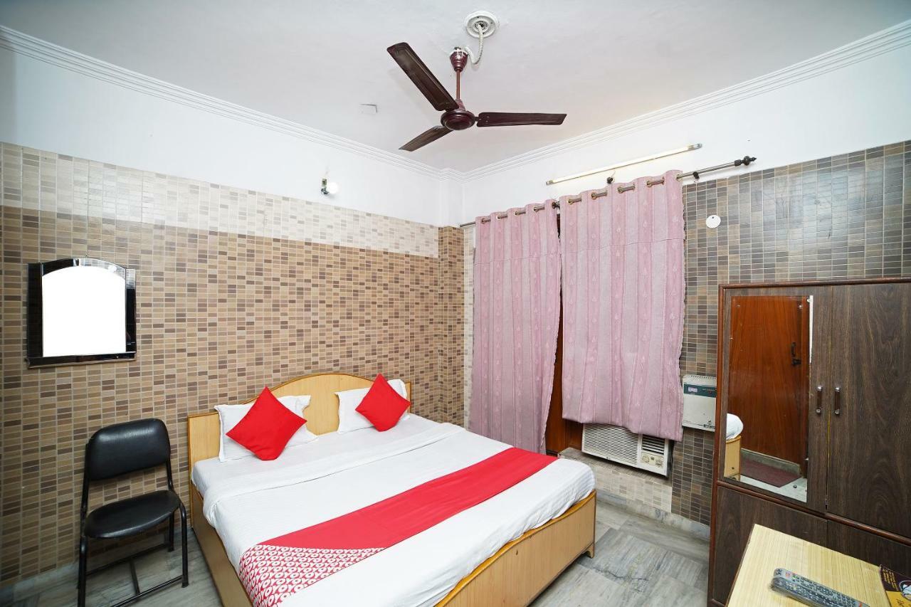 Oyo 39543 Hotel Kk Pantnagar Eksteriør bilde